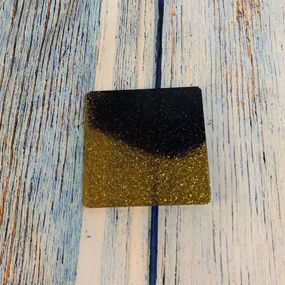 Resin coaster